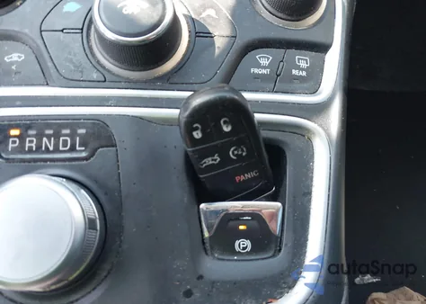 2016 Chrysler 200 Limited z USA, uszkodzony, nr VIN 1C3CCCAB9GN133041